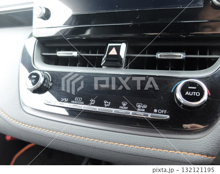 オートエアコン 132121195
