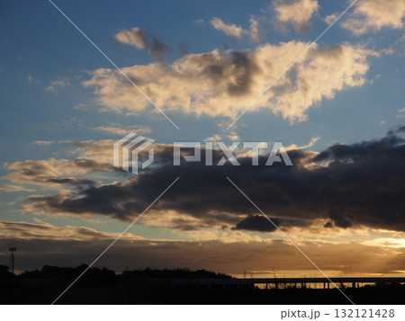 幻想的な夕景 幻想的な夕景 132121428