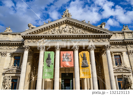 Bourse Beurs old Brussels Stock Exchange building on Place de la Bours Beursplein square in central Brussels, Belgium Bourse Beurs old Brussels Stock Exchange building on Place de la Bours Beursplein square in central Brussels, Belgium 132123113