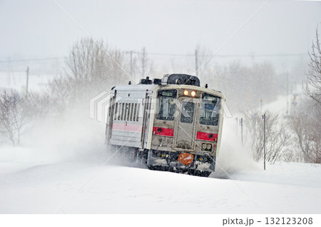 宗谷本線　北比布－蘭留　JR北海道　キハ54-513（旭川） 132123208