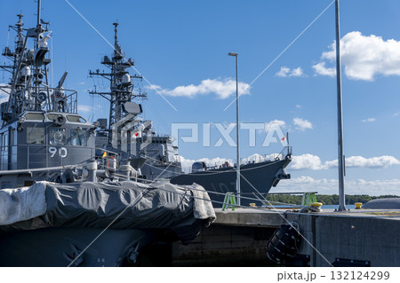 青森県むつ市大湊 宇田・海と桜の公園からの眺め 青森県むつ市大湊 宇田・海と桜の公園からの眺め 132124299