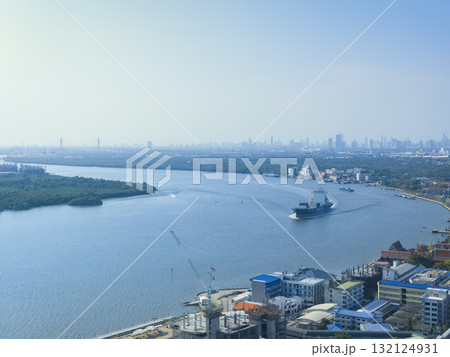タイ・チャオプラヤー川下流域とサムットプラカン～バンコクの眺望 / Thailand  132124931