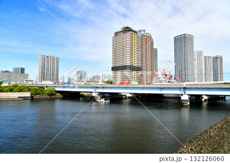 新末広橋/辰巳運河より東雲キャナルコートCODAN方面を望む(東京都江東区)【2025.9】 新末広橋/辰巳運河より東雲キャナルコートCODAN方面を望む(東京都江東区)【2025.9】 132126060