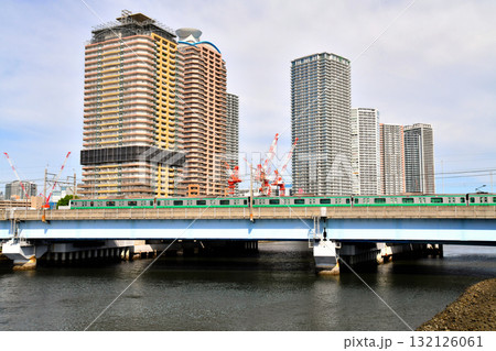 新末広橋／辰巳運河より東雲キャナルコートCODAN方面を望む(東京都江東区)【2025.9】 132126061