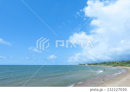 キルギス_ボステリ_イシククル湖 キルギス_ボステリ_イシククル湖 132127030