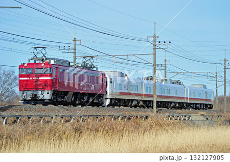 武蔵野線　東川口－東浦和　JR東日本　EF81-98（田端）＋キヤE193系（秋田）　Easti-D 132127905