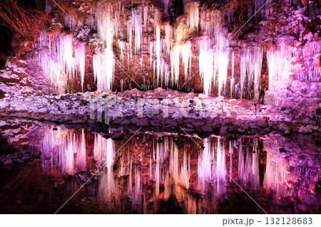 【埼玉県】三十槌氷柱のイルミネーション 132128683