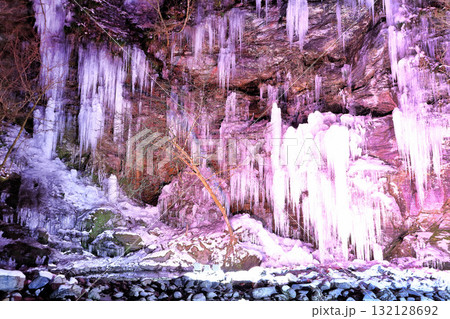 【埼玉県】三十槌氷柱のイルミネーション 【埼玉県】三十槌氷柱のイルミネーション 132128692