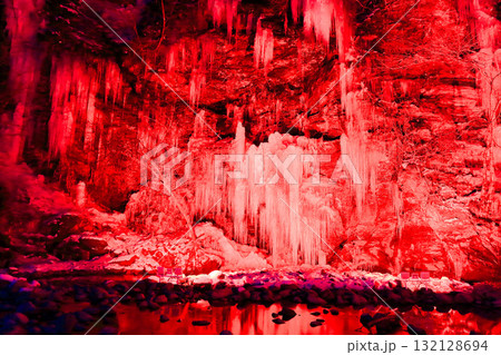 【埼玉県】三十槌氷柱のイルミネーション 132128694