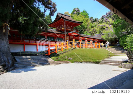 平城京の守護と国民の繁栄を祈願するために創建された… 奈良の世界遺産『春日大社』 平城京の守護と国民の繁栄を祈願するために創建された… 奈良の世界遺産『春日大社』 132129139