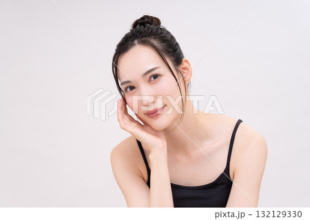 若い女性のビューティ 132129330