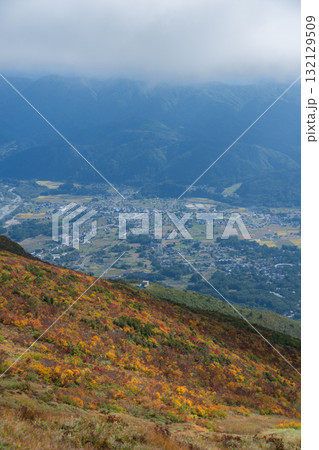 信州の紅葉 132129509