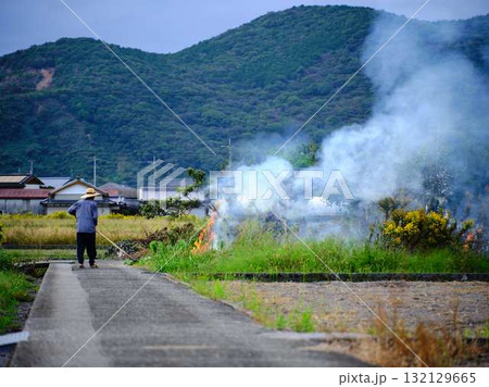 野焼きで通報 野焼きで通報 132129665