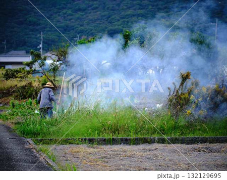 野焼きで通報 野焼きで通報 132129695