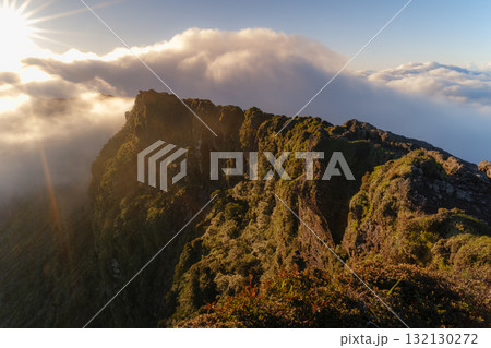 霧島連山の風景 132130272