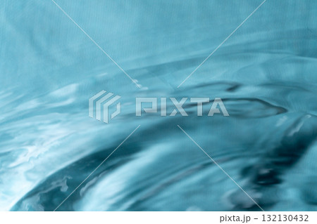水面の波紋と水流のテクスチャ 水面の波紋と水流のテクスチャ 132130432