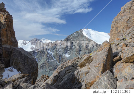 キルギス_アラアルチャ国立公園_Elektro Peak 132131363