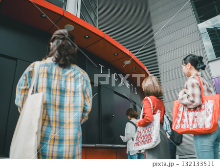 supporting my fave 132133511