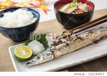 サンマの塩焼き定食 132134817