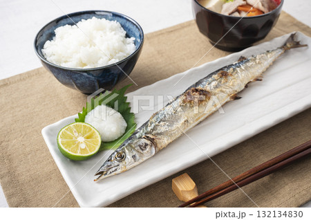 サンマの塩焼き定食 132134830