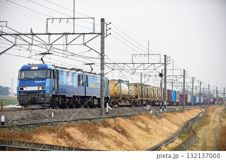 高崎線　岡部－本庄　JR貨物　EH200-15（高崎） 132137008