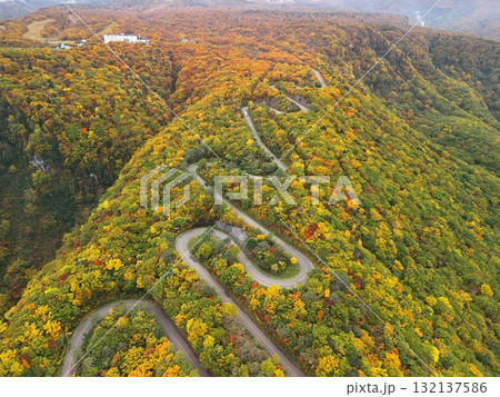 紅葉のエコーライン　空撮 132137586