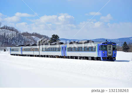 石北本線　伊香牛－愛別　JR北海道　キハ183系　キハ183-1551　大雪 132138263