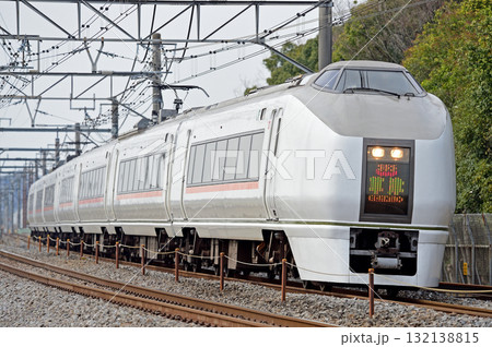 高崎線 岡部-本庄 JR東日本 651系1000番台 OM203編成(大宮) 草津 高崎線 岡部-本庄 JR東日本 651系1000番台 OM203編成(大宮) 草津 132138815