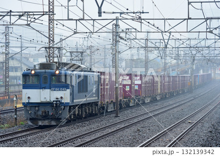 東海道本線　相模貨物　JR貨物　EF64-1049（愛知） 132139342