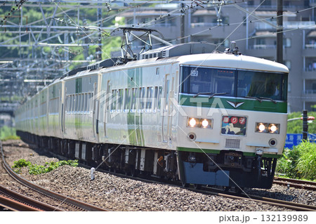 東海道本線 真鶴 JR東日本 185系 C2編成(大宮) 踊り子 東海道本線 真鶴 JR東日本 185系 C2編成(大宮) 踊り子 132139989