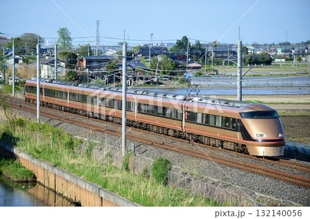 東北本線　栗橋ー東鷲宮　東武　100系　106編成　スペーシア　日光詣 132140056