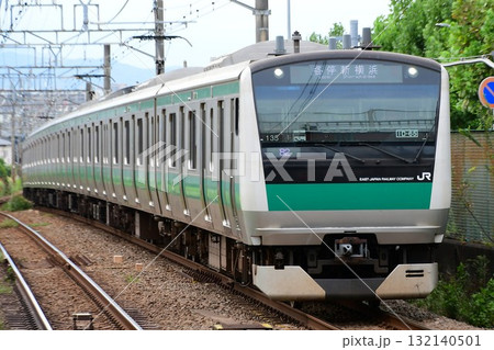 E233系7000番台 ハエ135編成 埼京線 相鉄線内 新横浜行 E233系7000番台 ハエ135編成 埼京線 相鉄線内 新横浜行 132140501