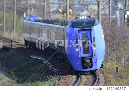千歳線　北広島－島松　JR北海道　キハ283系　スーパーおおぞら 132140857
