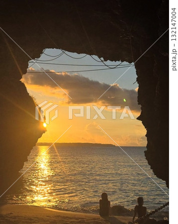 海に沈む夕日 海に沈む夕日 132147004