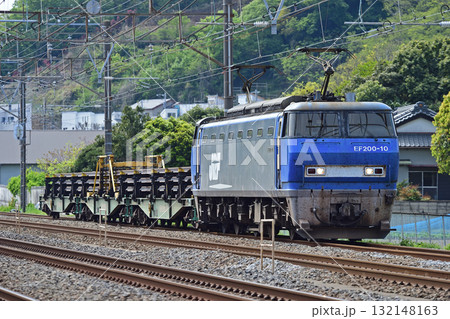 東海道本線　二宮－大磯　JR貨物　EF200-10（吹田）+日鐵チキ 132148163