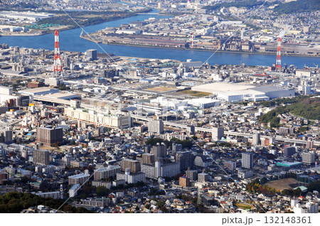 皿倉山頂より福岡県北九州市内を展望 皿倉山頂より福岡県北九州市内を展望 132148361