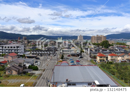 諏訪高島城の天守からの景色(諏訪湖方面) 諏訪高島城の天守からの景色(諏訪湖方面) 132148475