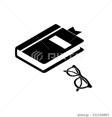 本とメガネのイラスト 132148865