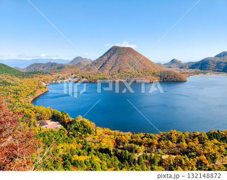 榛名山（秋）：掃部ヶ岳・硯岩からの眺め 132148872