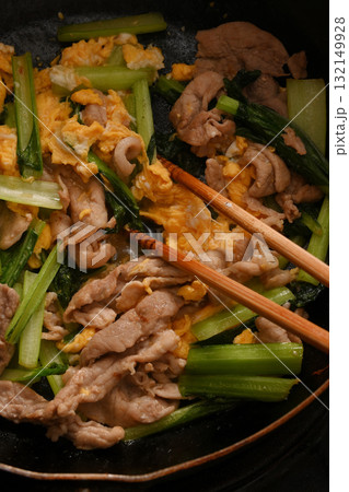 豚肉と小松菜の中華風卵炒め 豚肉と小松菜の中華風卵炒め 132149928