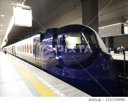 関西国際空港駅の南海電鉄ラピート 132150998