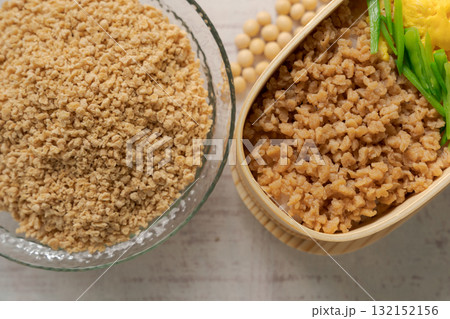 大豆ミートで作ったそぼろ弁当 大豆ミートで作ったそぼろ弁当 132152156