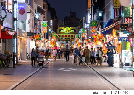 《東京都》巣鴨地蔵通商店街・夜景 132152403