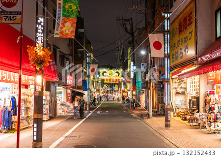 《東京都》巣鴨地蔵通商店街・夜景 132152433