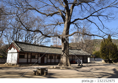 A Korean temple in Kaesong, North Korea A Korean temple in Kaesong, North Korea 132152975