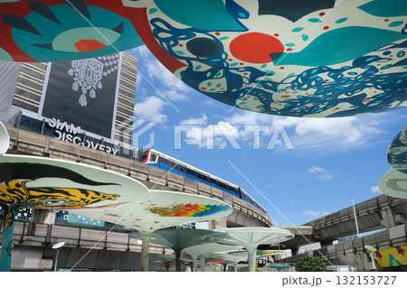 タイ バンコクを走る高架鉄道 BTS タイ バンコクを走る高架鉄道 BTS 132153727