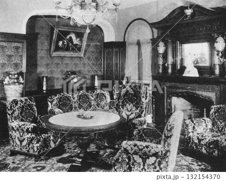 戦前の建築　近代建築　昭和の洋館 132154370