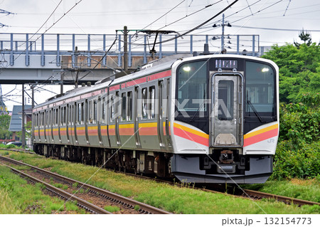 信越本線　さつき野－荻川　JR東日本　E129系　B5編成（新潟） 132154773