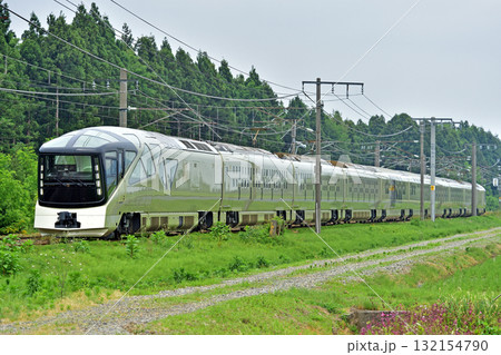 信越本線 帯織-見附 JR東日本 E001系(尾久) 四季島 信越本線 帯織-見附 JR東日本 E001系(尾久) 四季島 132154790