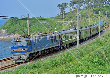 信越本線　鯨波－青海川　JR貨物　EF510-501（富山）＋JR西日本　35系4000番台（下関） 132154792